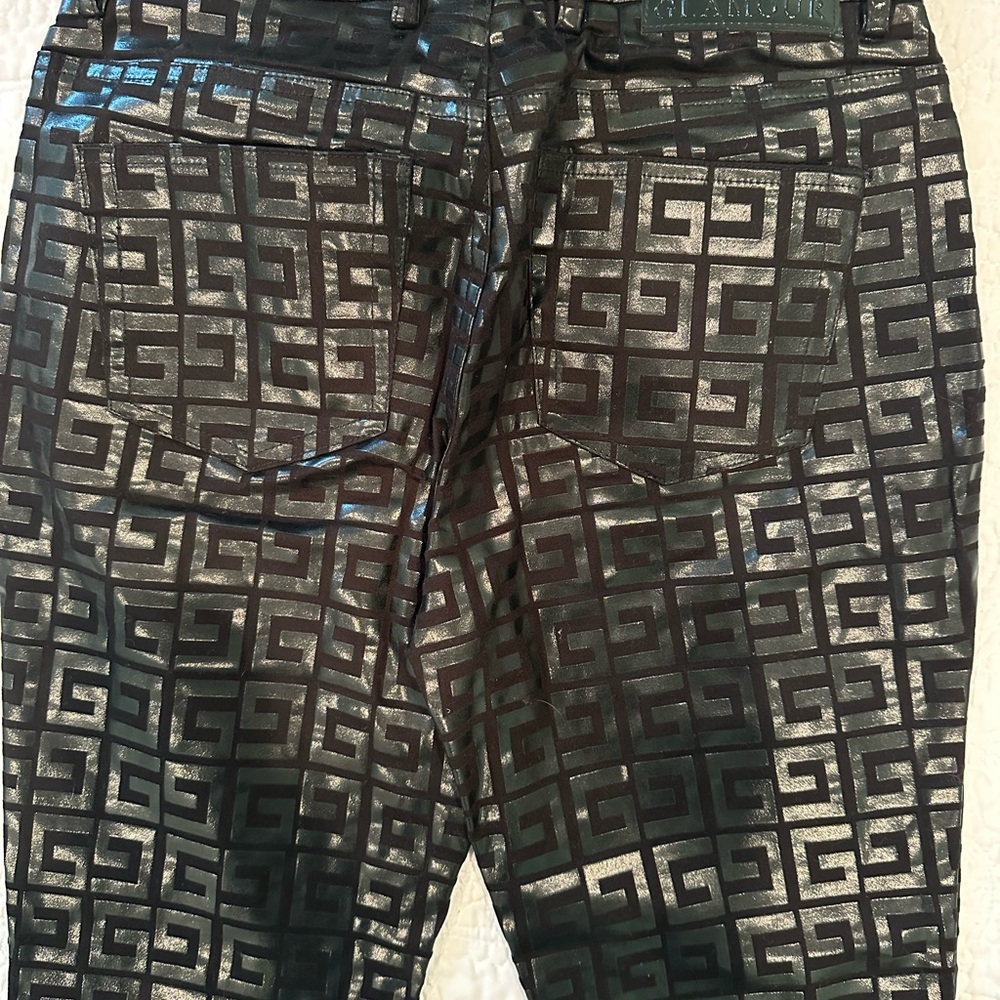 GUESS Metallic Geometric Pants - Picture 5 of 5